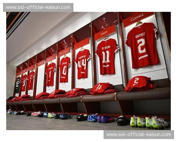 英超球衣赞助收入榜单:曼城曼联领跑 英超球衣赞助收入榜单:曼城曼联领跑